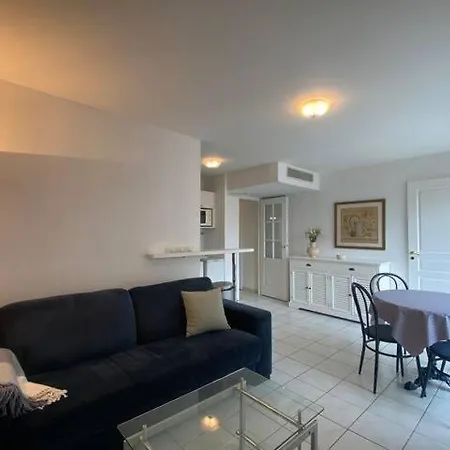 Apartment C057-appart Fonctionnel - 4 Pers - Suquet-clemenceau