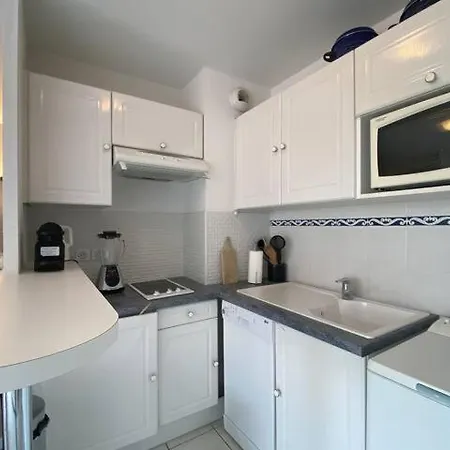 C057-appart Fonctionnel - 4 Pers - Suquet-clemenceau Apartment Cannes